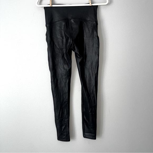 Spanx Faux Leather Leggings / Black / SZ LP - Picture 7 of 12